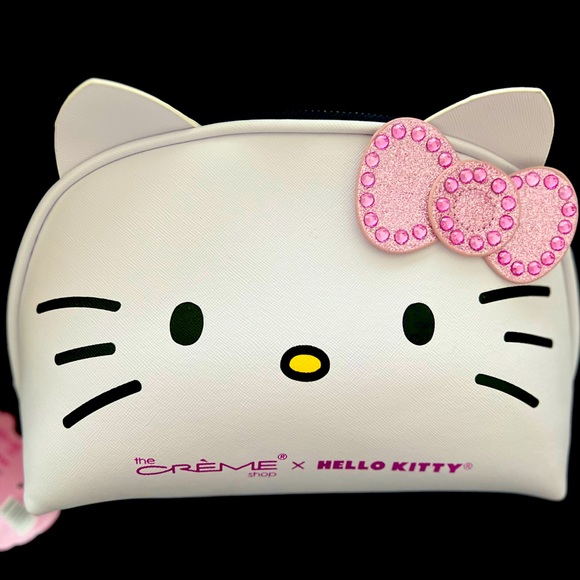 Hello kitty Make Up Bag - Limited Edition - Picture 2 of 3